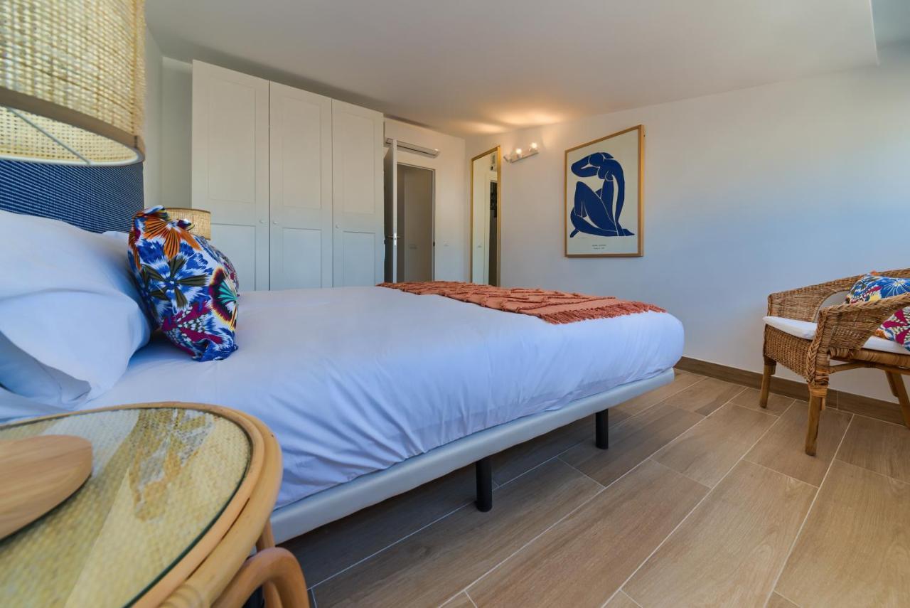 Holidays2Fuengirola Duplex With Stunning Sea View, Terraces,1St Line Beside Port المظهر الخارجي الصورة