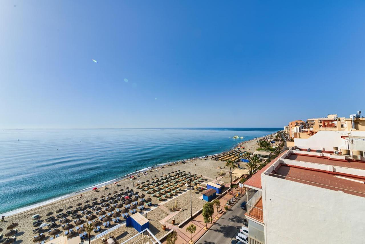 Holidays2Fuengirola Duplex With Stunning Sea View, Terraces,1St Line Beside Port المظهر الخارجي الصورة